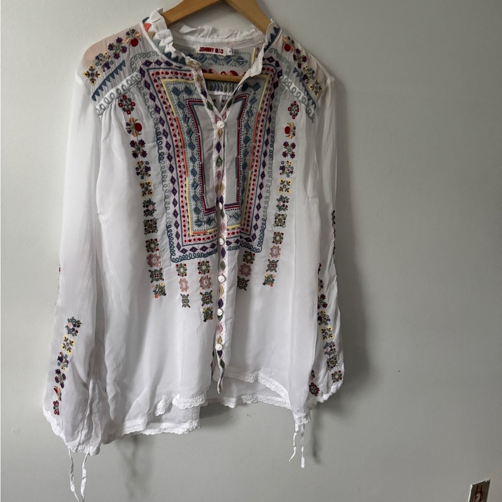 Johnny Was White and Red Embellished Long Sleeve Blouse